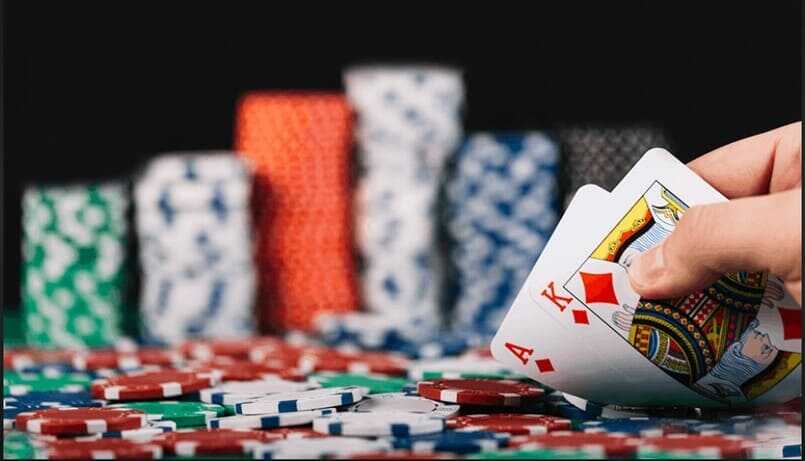 Cách thức đánh tại vòng 3 và 4 poker 8day